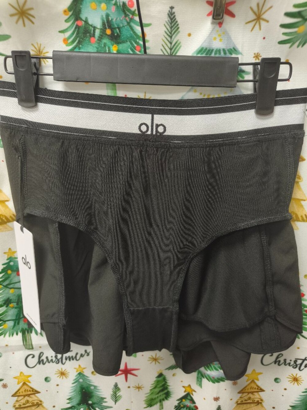 Alo Yoga Perfect Black Athletic Shorts Hot selling 🔥 Daily, Travel, Fitness 💖 - Picture 5 of 7